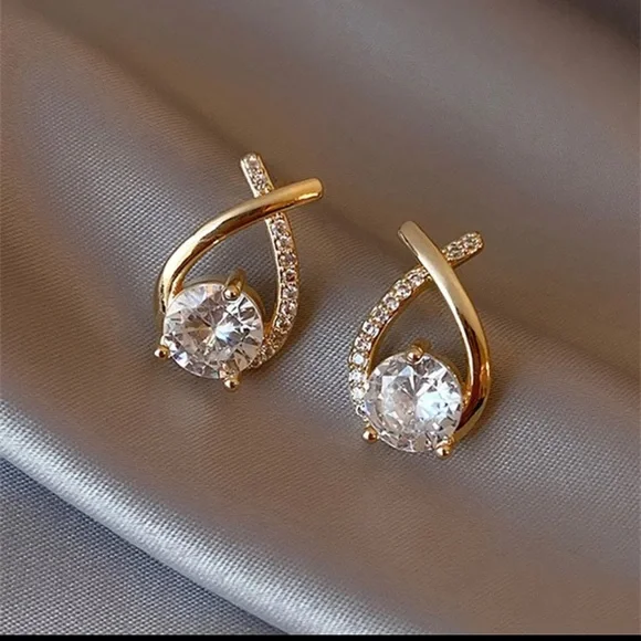 Fashion Cross Stud Earrings For Women Girls - Picture 3 of 4